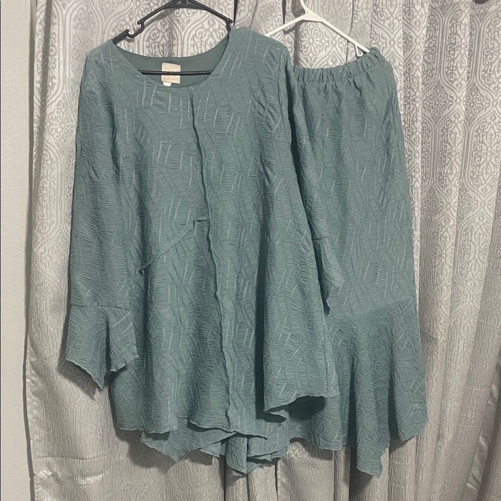 Chic Blue Women's Skirt Set